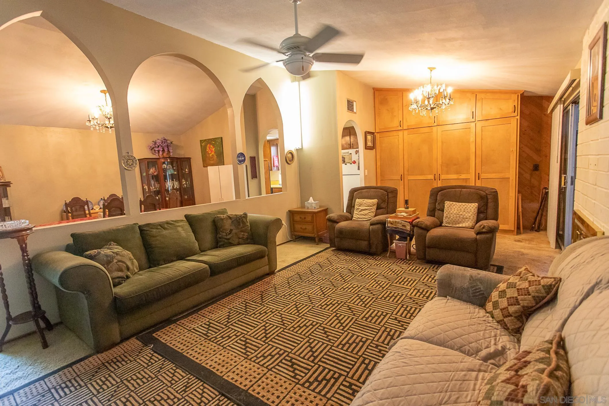 8419 Hudson Drive San Diego, CA 92119 - Photo 15 of 40