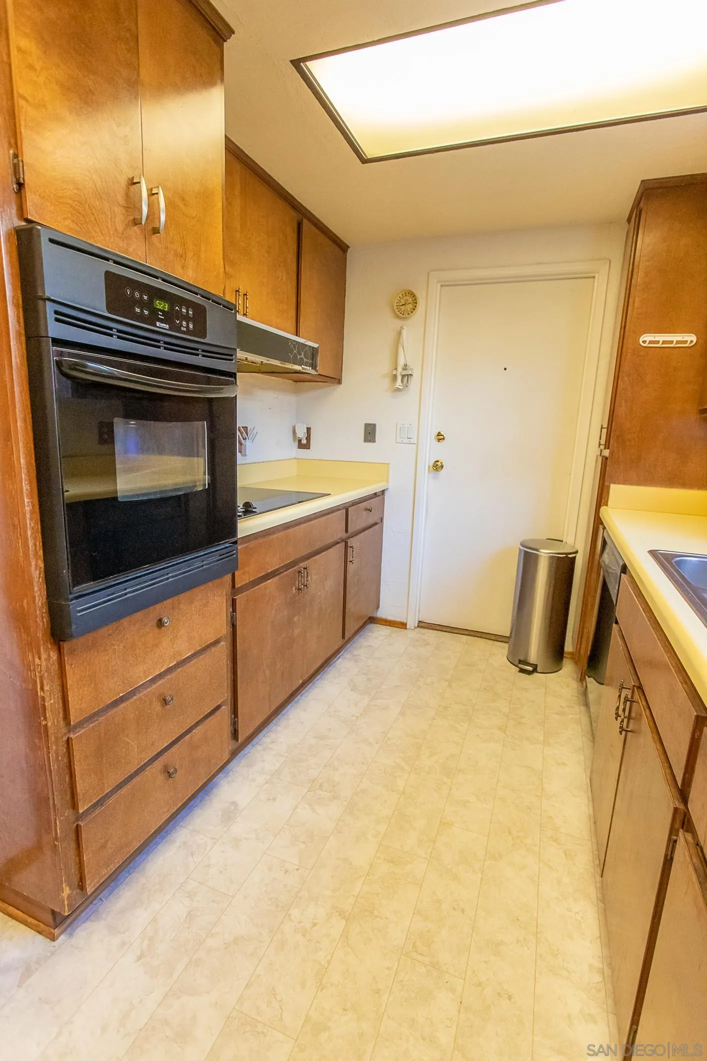 8419 Hudson Drive San Diego, CA 92119 - Photo 23 of 40