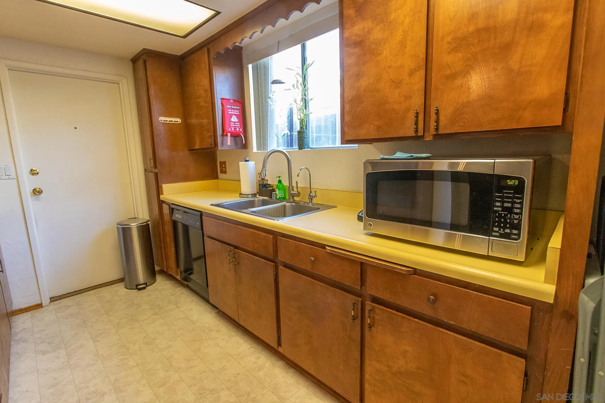 8419 Hudson Drive San Diego, CA 92119 - Photo 24 of 40