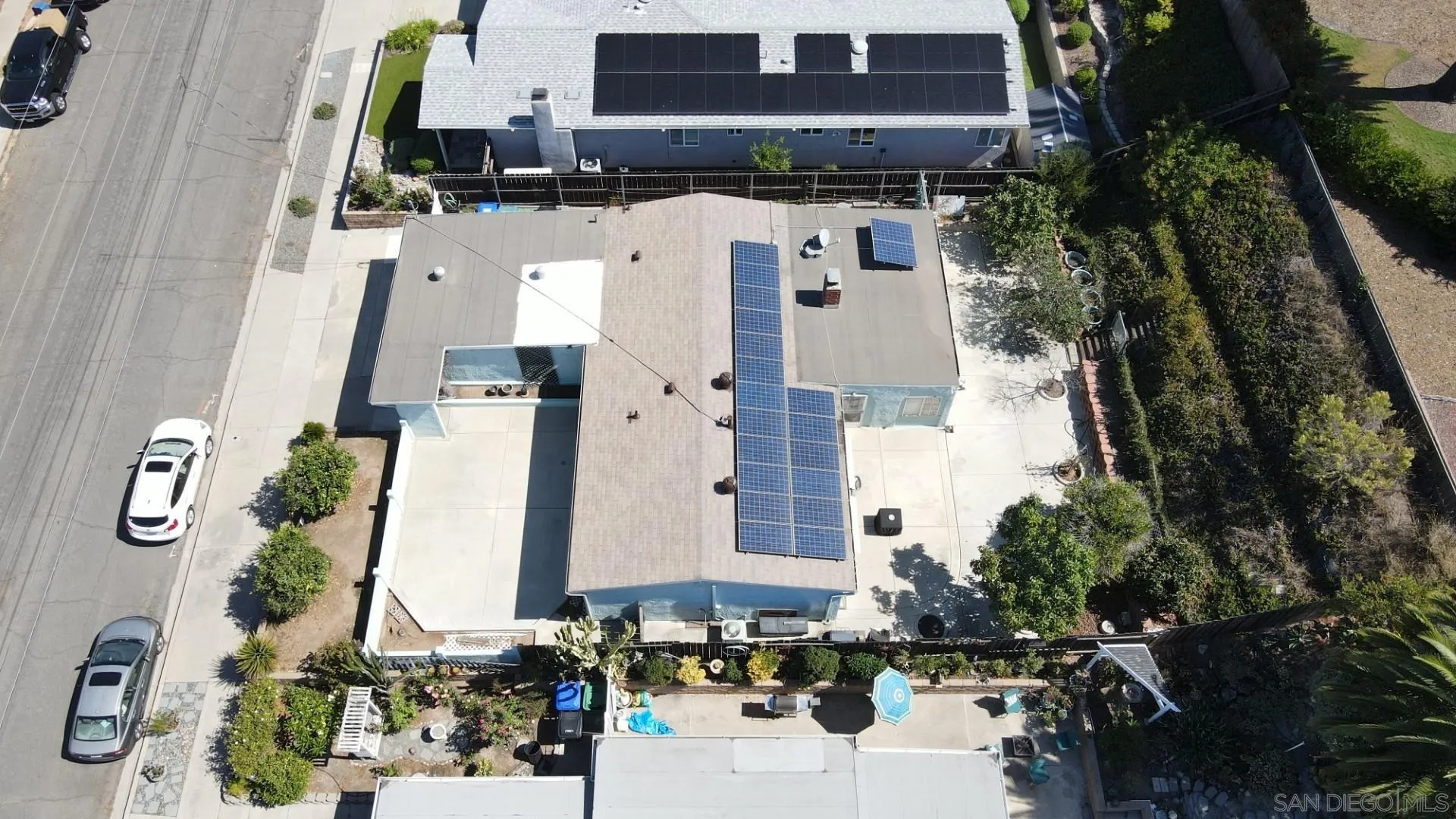 8419 Hudson Drive San Diego, CA 92119 - Photo 8 of 40