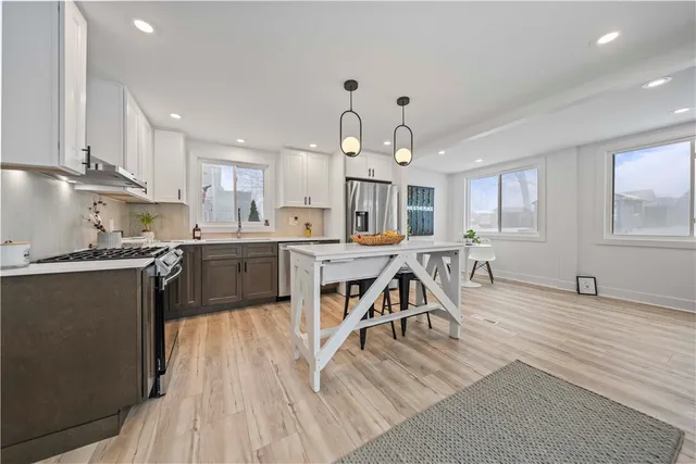 $214,900 | 46 Dewey Avenue, Irondequoit, NY 14617