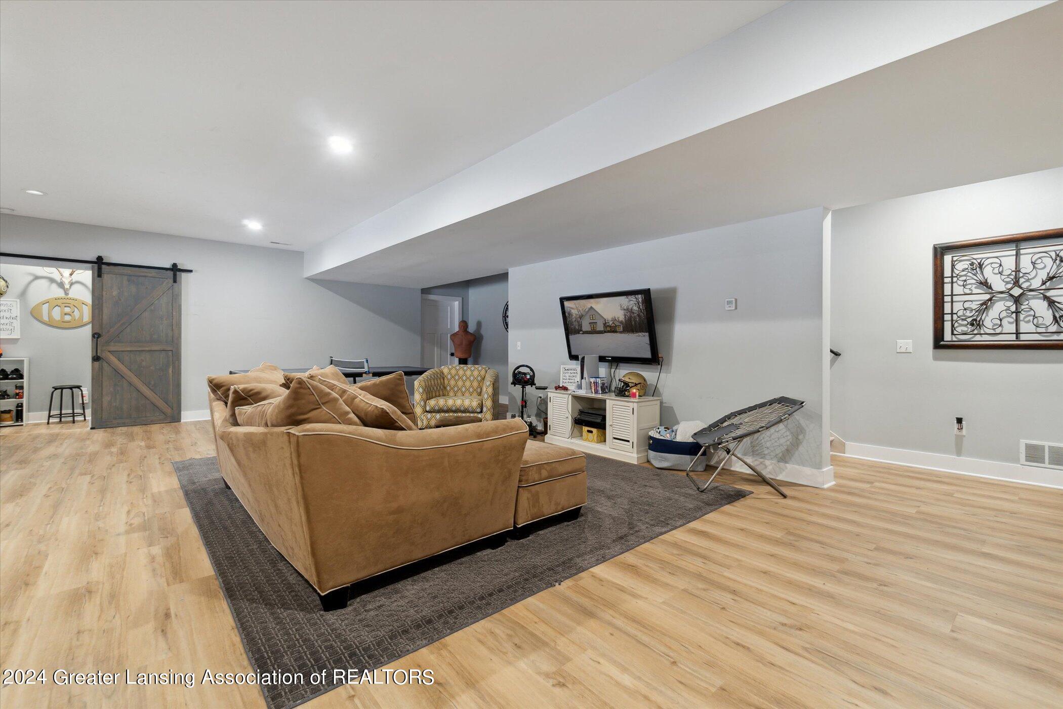 4401 West Lansing Road Perry, MI 48872 - Photo 40 of 70 47-4401-Lansing-Rd-Perry-MI-48872-Window