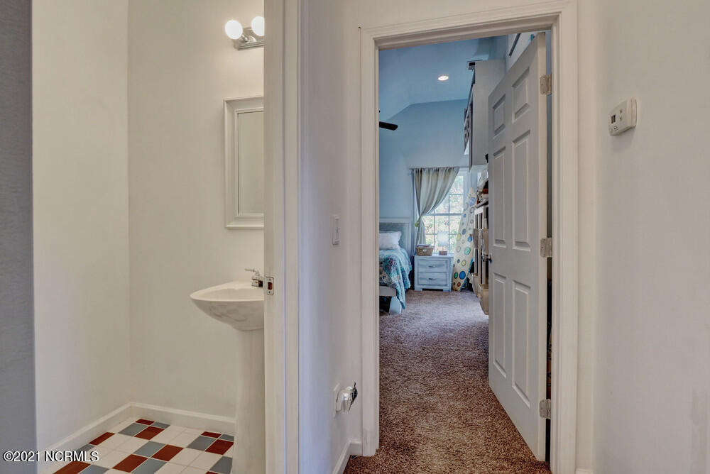 626 Hidden Valley Road Wilmington, NC 28409 - Photo 24 of 36 Half bath, upstairs