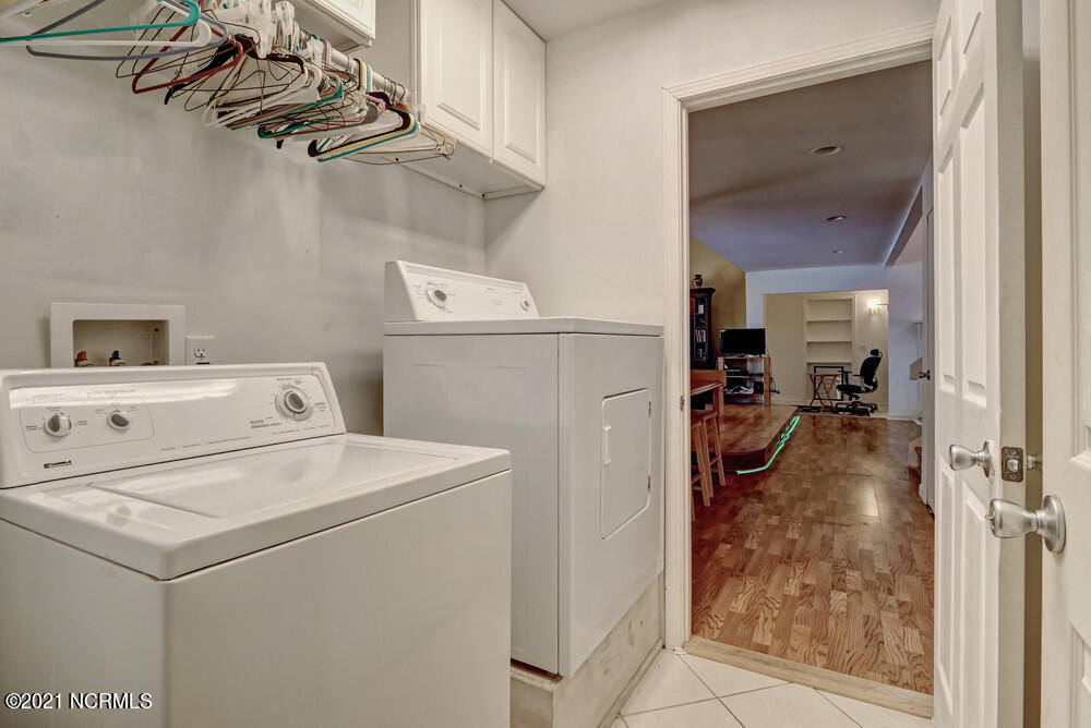 626 Hidden Valley Road Wilmington, NC 28409 - Photo 25 of 36 Laundry