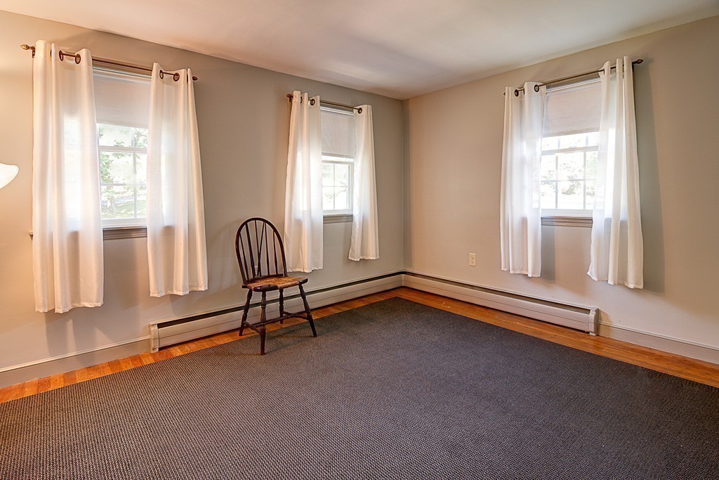 5 Phyllis Road Foxboro, MA 02035 - Photo 21 of 23
