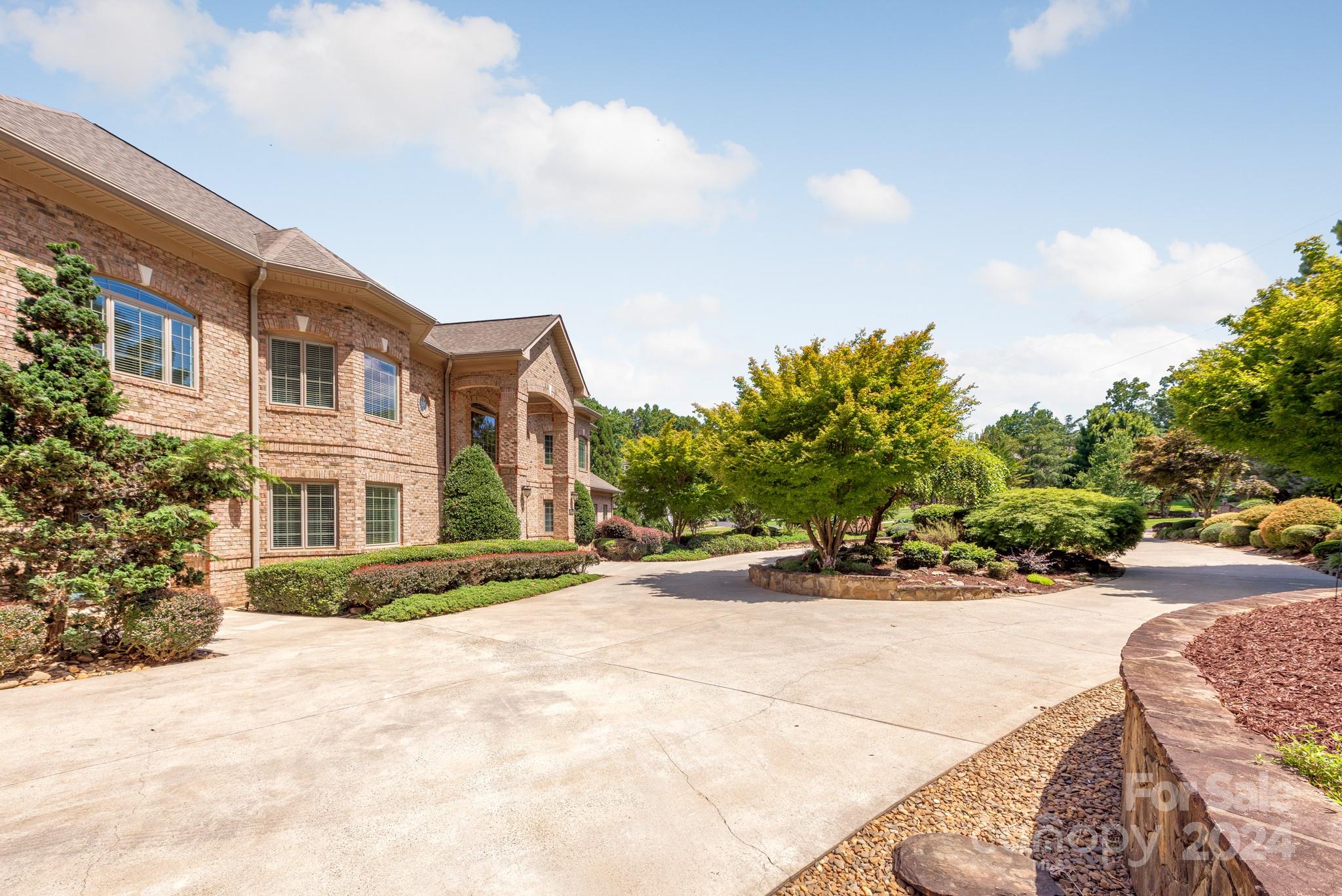 8055 Windsong Road Denver, NC 28037 - Photo 7 of 33 Gallery Image 7