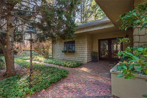164 Georgetown Road Boxford, MA 01921 - Photo 1 of 30 Gallery Image 1