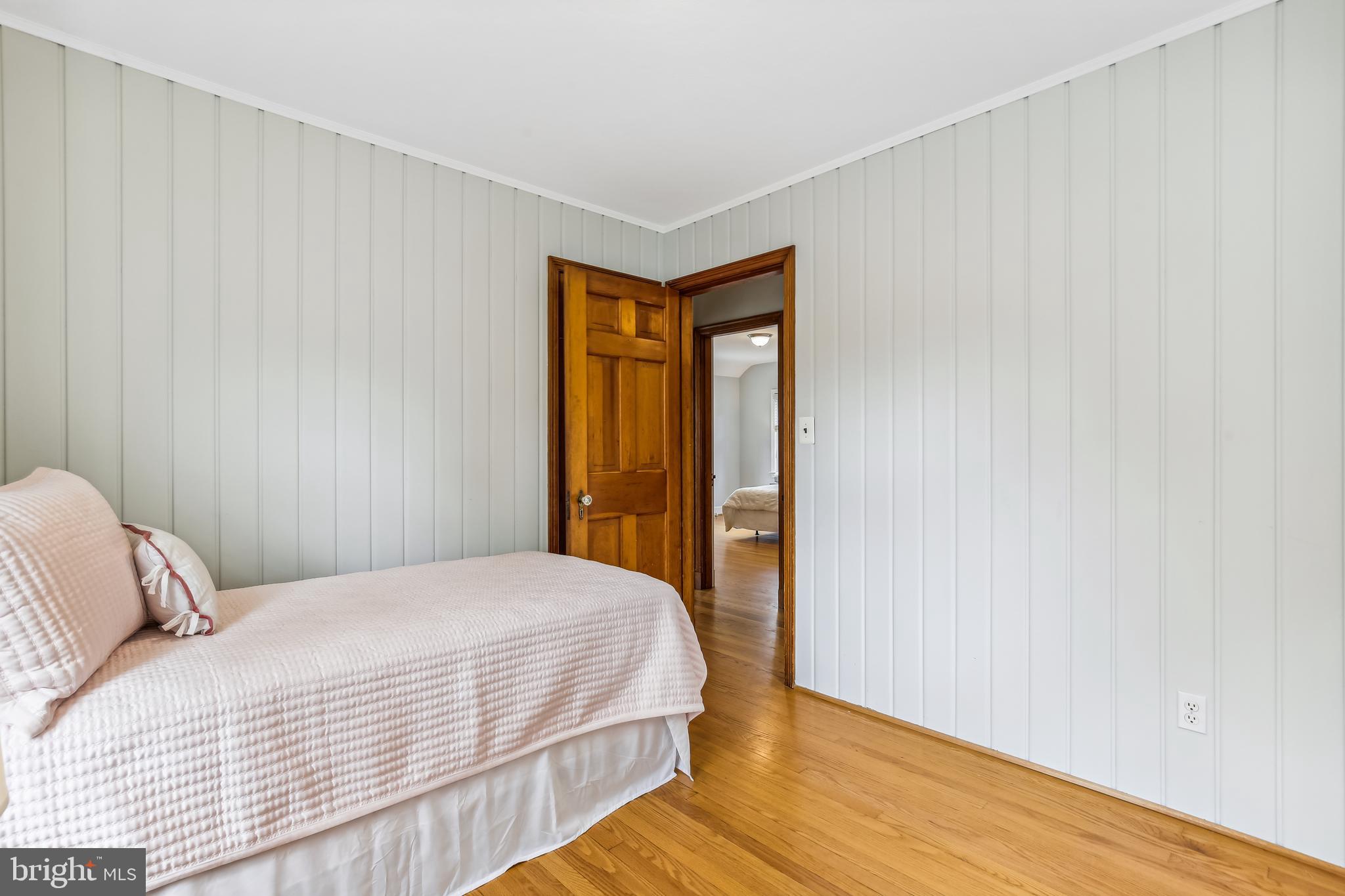 2601 Farm Road Alexandria, VA 22302 - Photo 25 of 51 Bedroom
