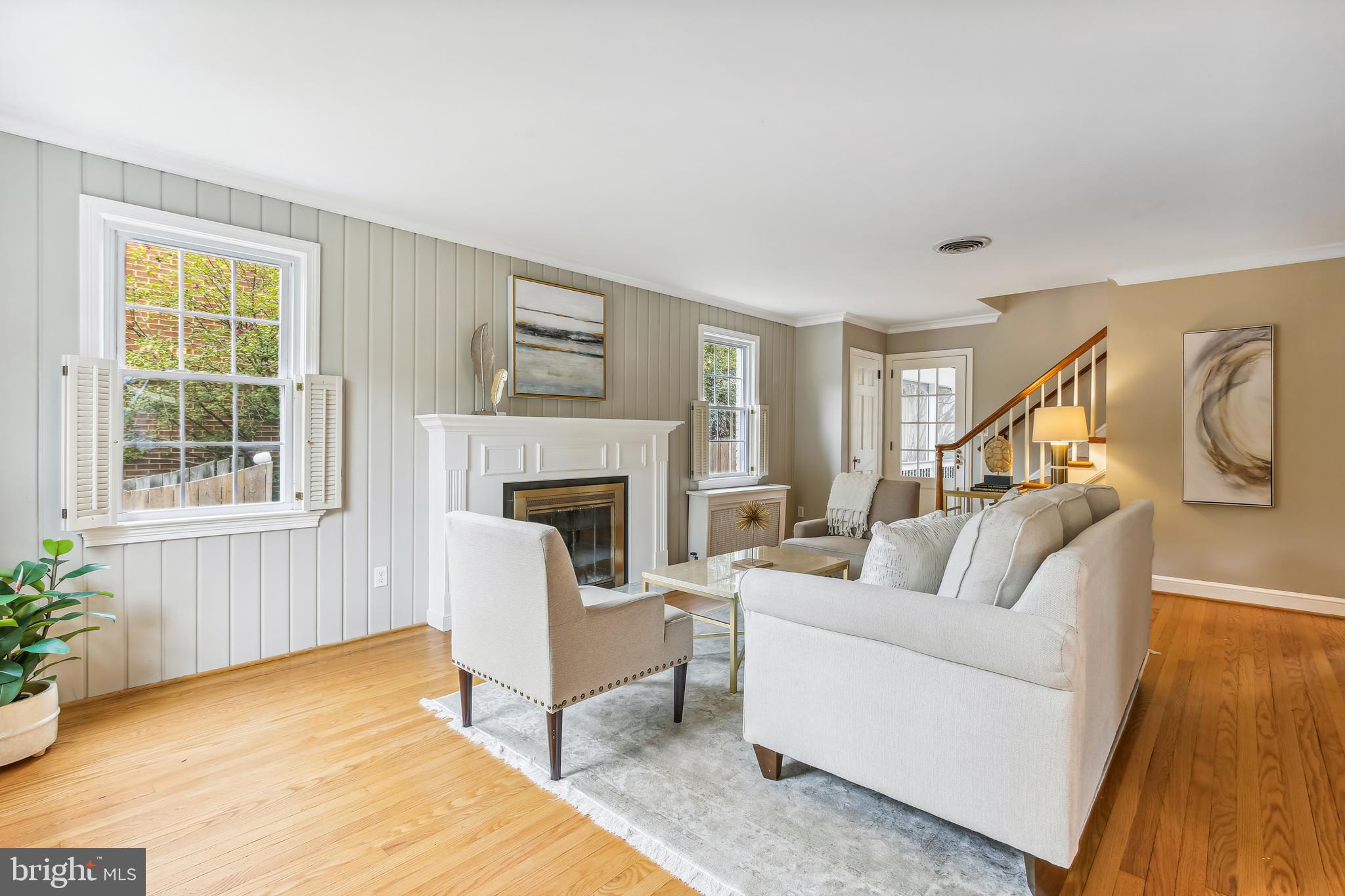 2601 Farm Road Alexandria, VA 22302 - Photo 6 of 51 Living Room