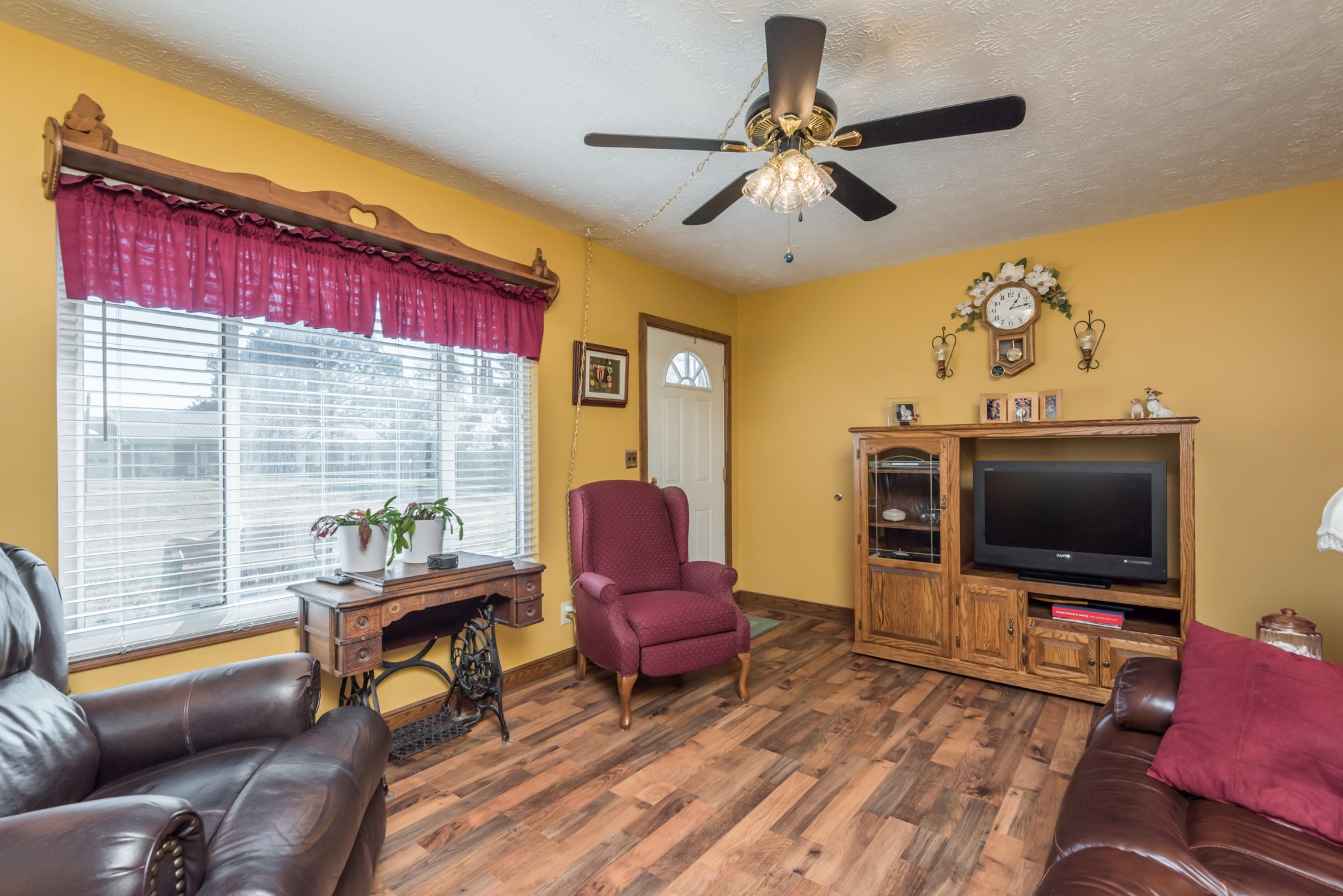 5502 Loudon Ridge Road Lenoir City, TN 37771 - Photo 6 of 33 Gallery Image 6