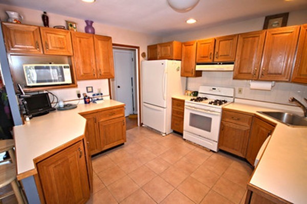 150 Plymouth Road Hanover, MA 02339 - Photo 7 of 17 Gallery Image 7