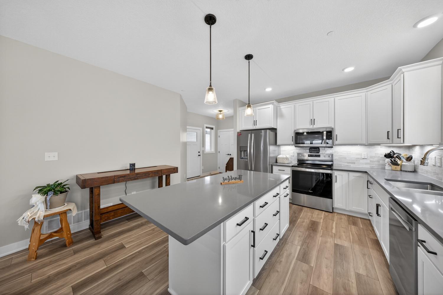 698 Shardlow Place Northeast Byron, MN 55920 - Photo 14 of 51