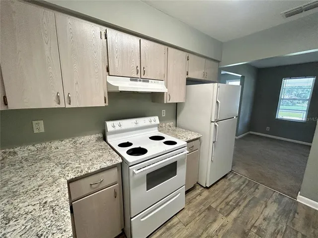 $1,750 | 2507 Lenna Avenue, Seffner, FL 33584