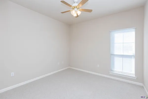 $289,500 | 3938 Meadow Ridge Drive, Baton Rouge, LA 70817