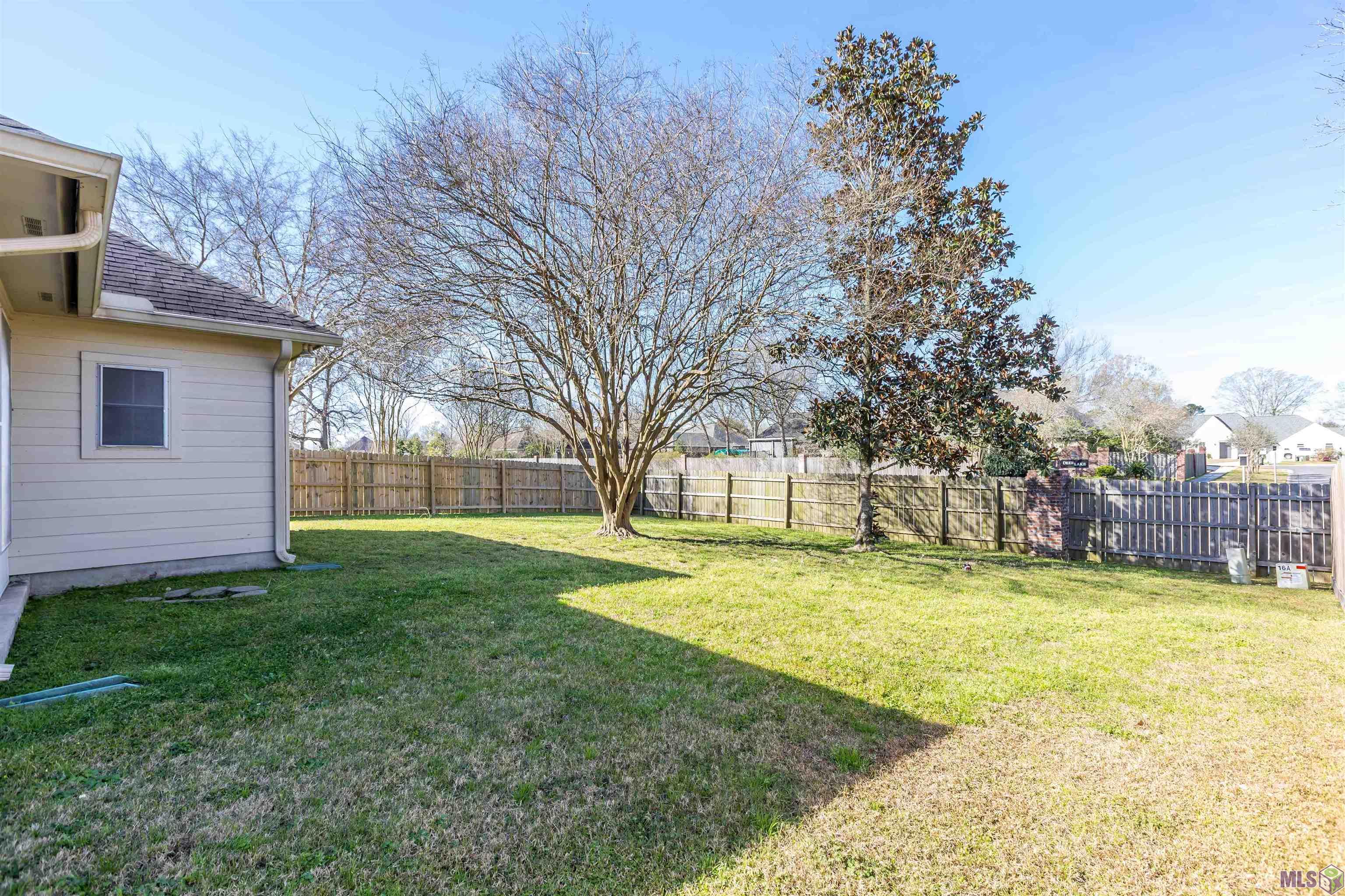 3938 Meadow Ridge Drive Baton Rouge, LA 70817 - Photo 28 of 31