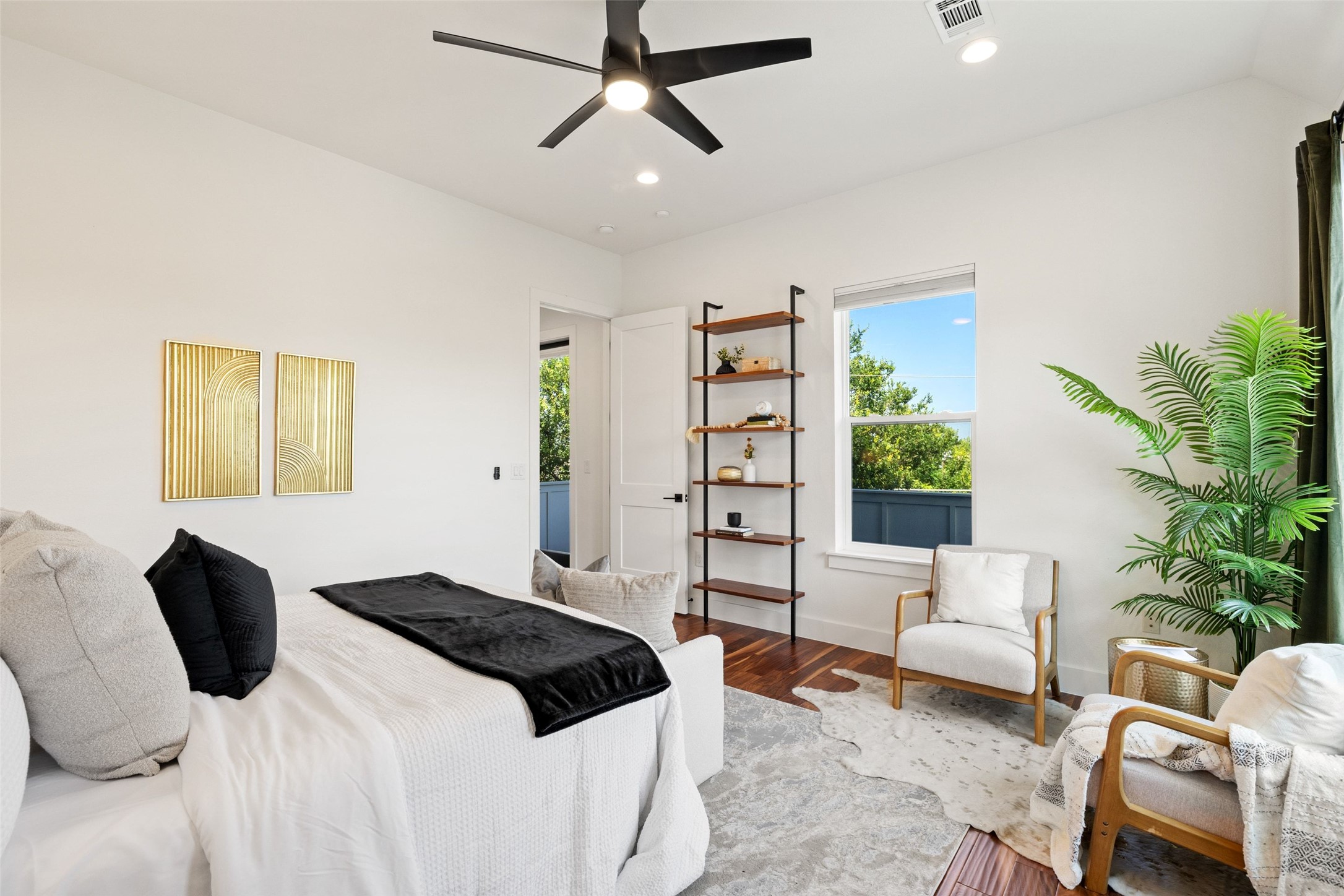 5601 Jackie Robinson Street, Unit 1 Austin, TX 78721 - Photo 20 of 40