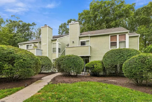 $229,775 | 81 Pheasant Meadow Drive, Unit 31, Smithville, NJ 08205