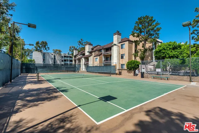 a view of a basketball court