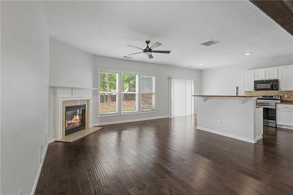 6060 Bentley Way Cumming, GA 30040 - Photo 7 of 36