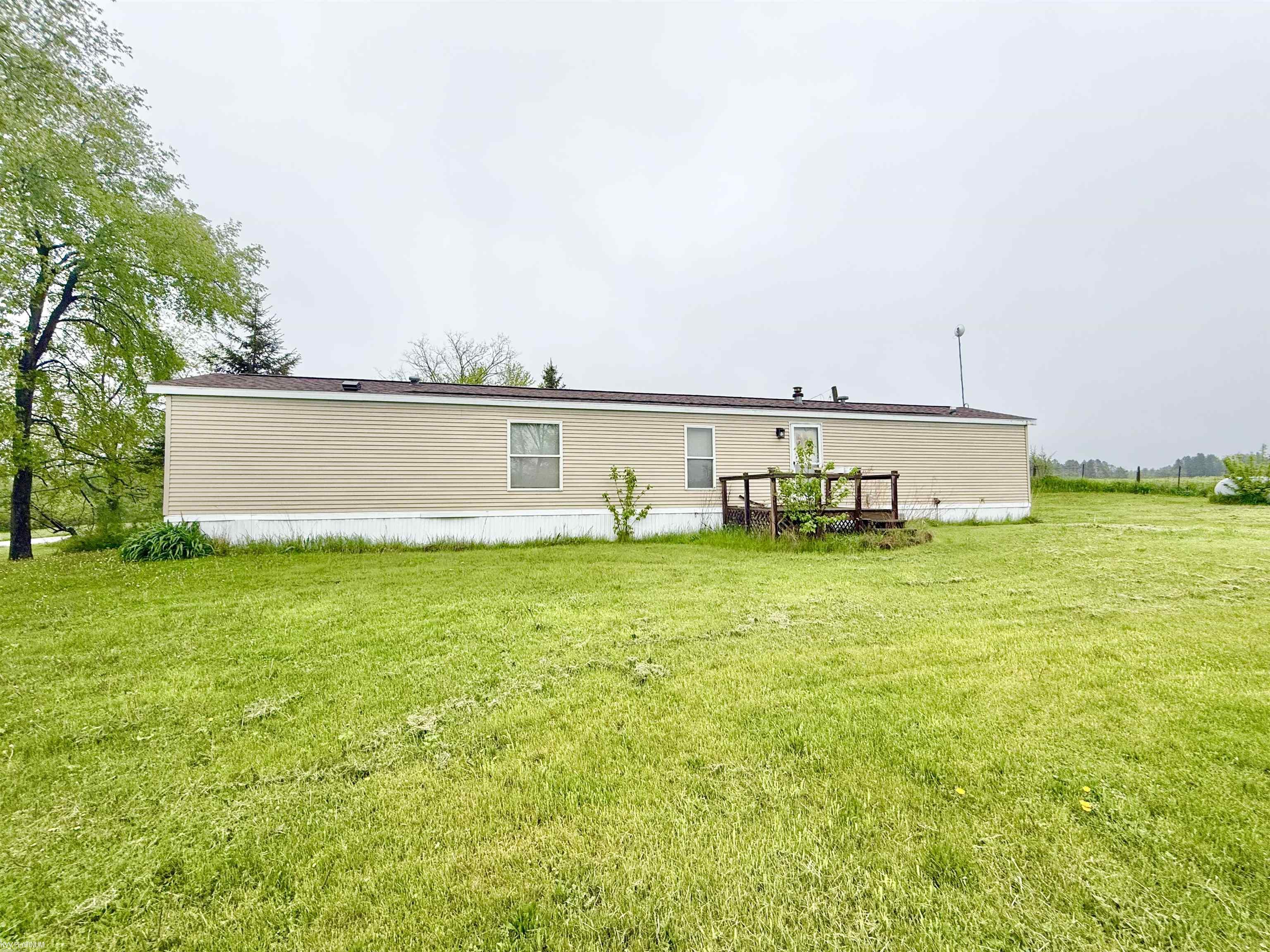 2109 South Bard Road Gladwin, MI 48624 - Photo 13 of 62