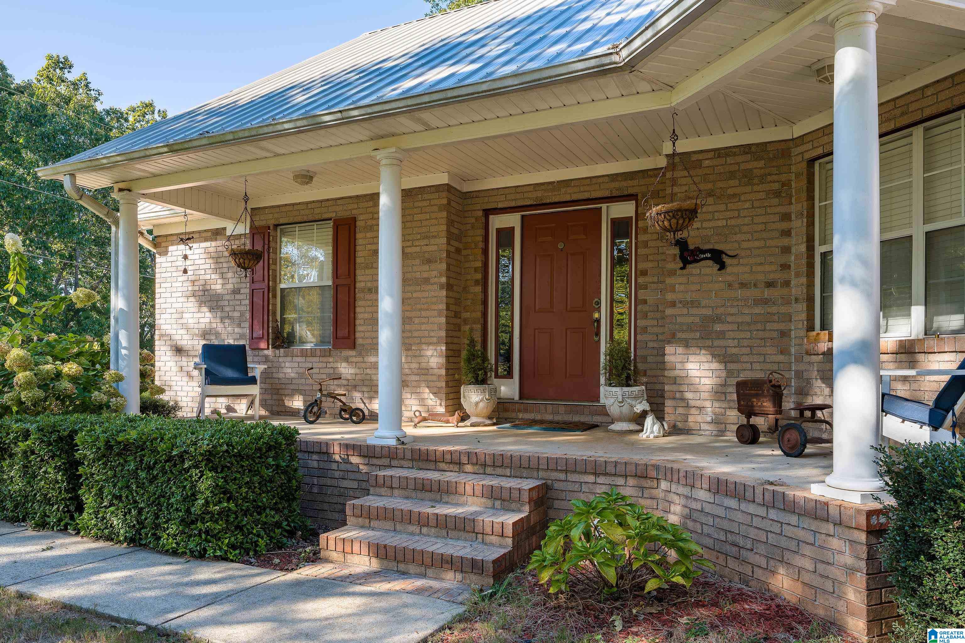 622 Henderson Road Odenville, AL 35120 - Photo 5 of 46