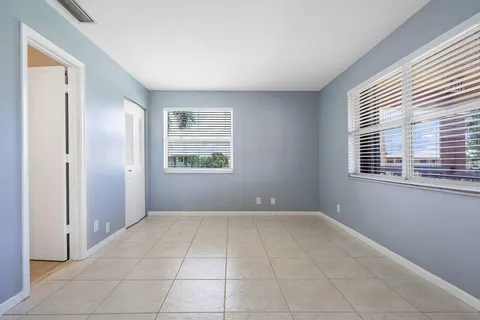 $245,000 | 1740 Northwest 19th Terrace, Unit 204, Delray Beach, FL 33445
