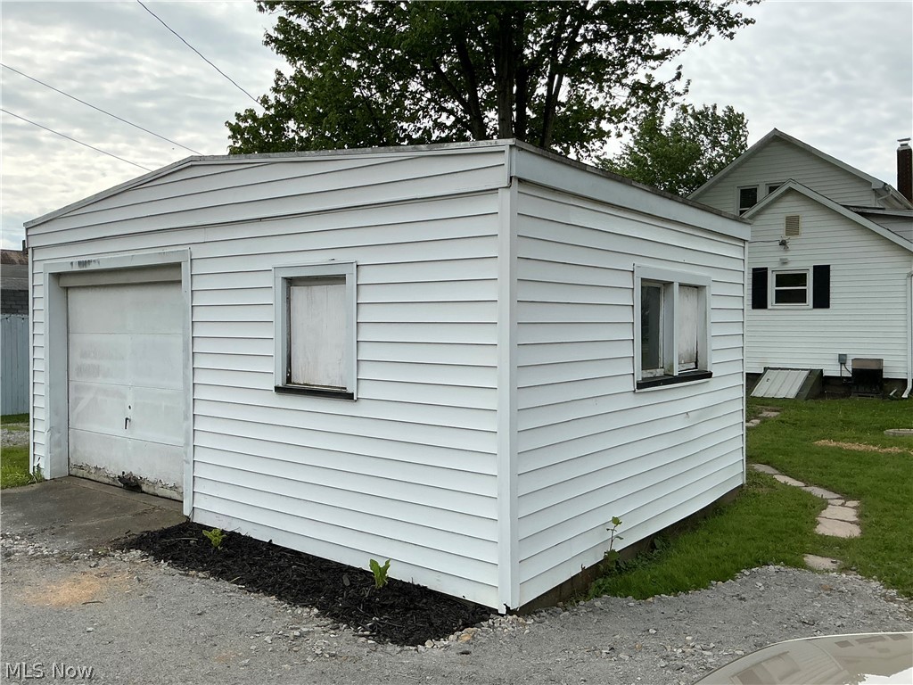 4763 Rutledge Street Southeast Midvale, OH 44653 - Photo 10 of 43 Garage