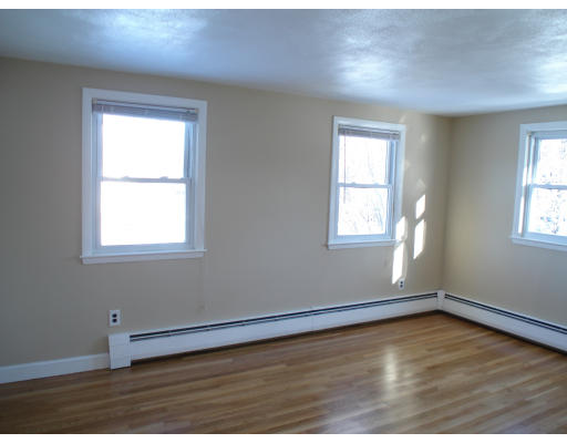 17 Lillian Road Lexington, MA 02420 - Photo 9 of 10