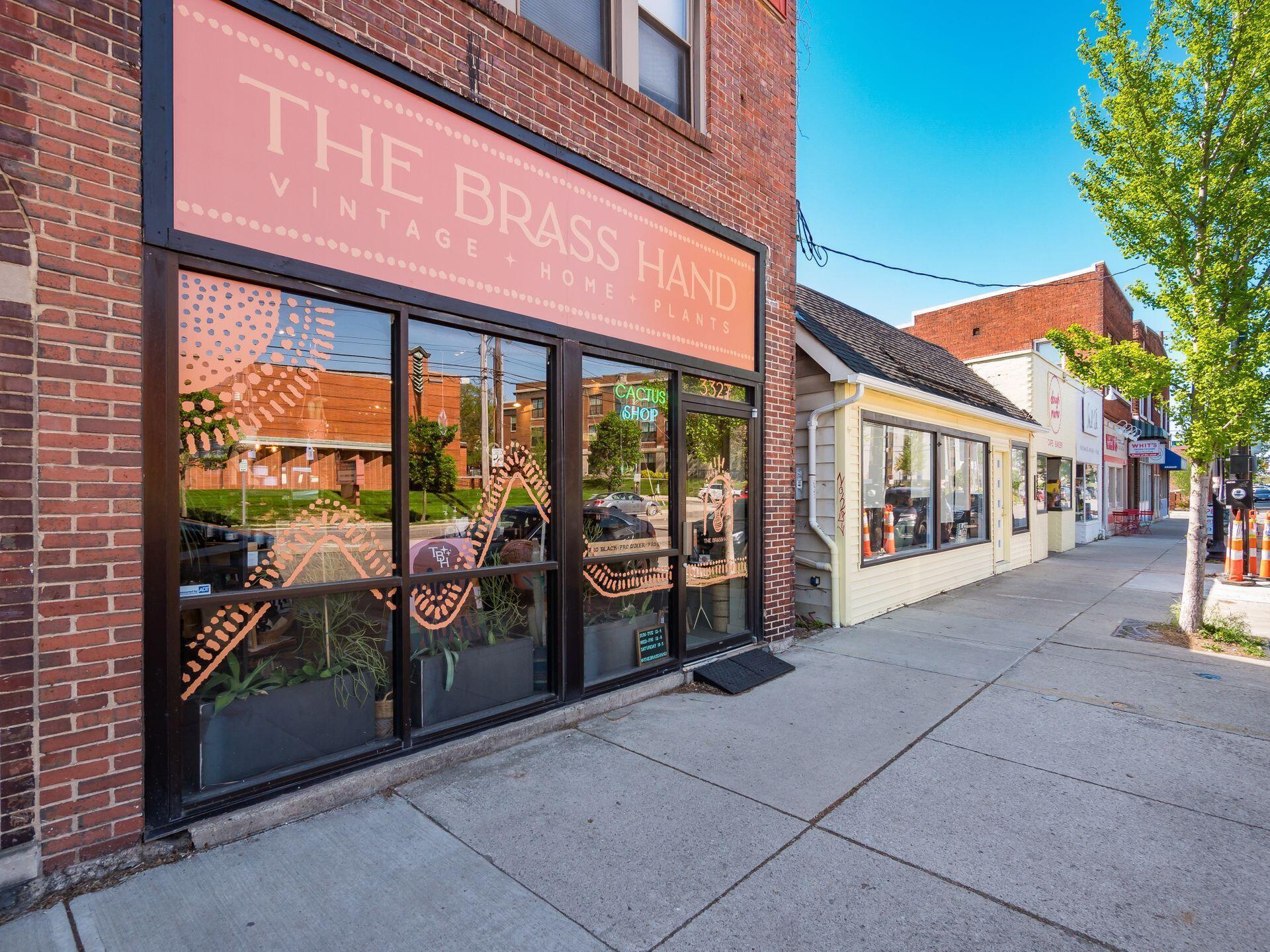322 Acton Road Columbus, OH 43214 - Photo 53 of 58 Clintonville restaurants & retail-8