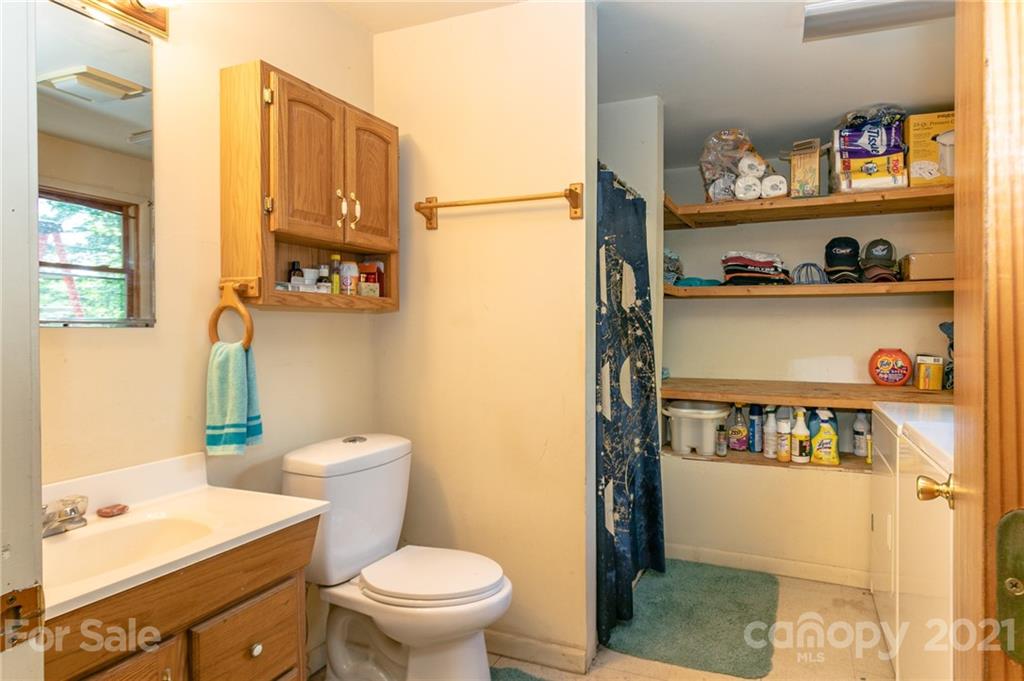 1653 Hickory Acres Road Hendersonville, NC 28792 - Photo 12 of 23 Gallery Image 12