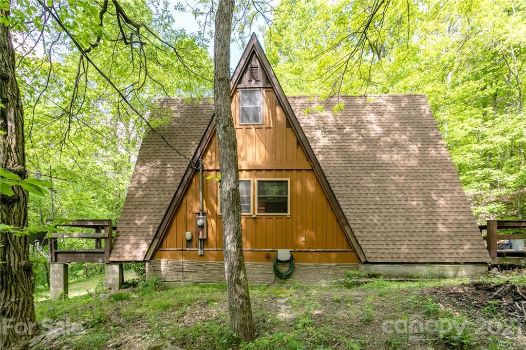 1653 Hickory Acres Road Hendersonville, NC 28792 - Photo 3 of 23 Gallery Image 3