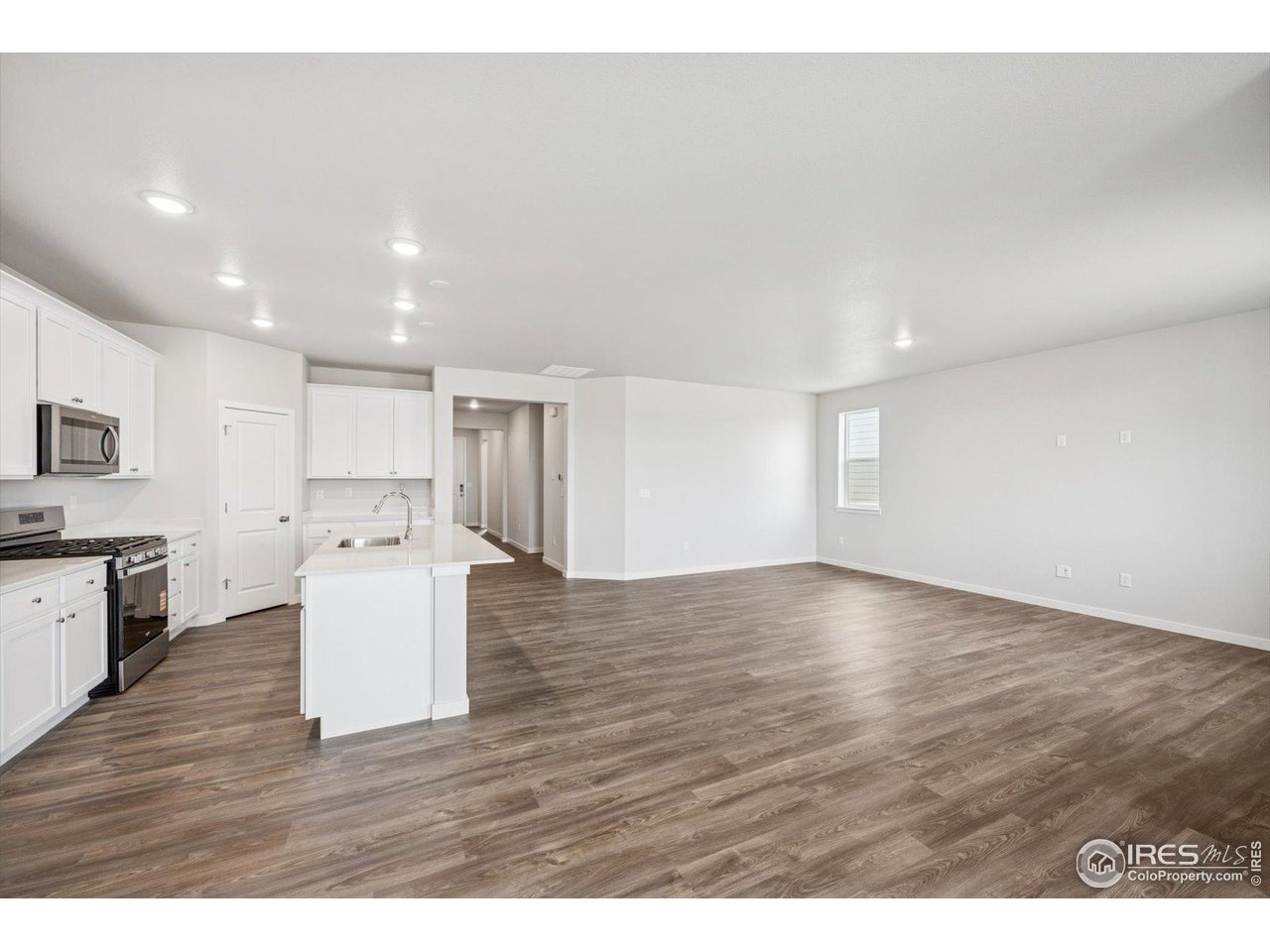 858 Mesic Lane Windsor, CO 80550 - Photo 17 of 27