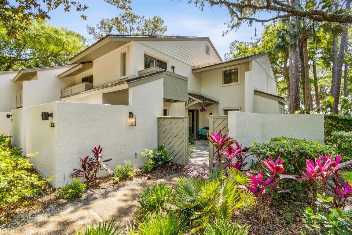 3018 Sea Marsh Road, Unit 3018 Fernandina Beach, FL 32034 - Photo 1 of 41 Private entrance corner Villa