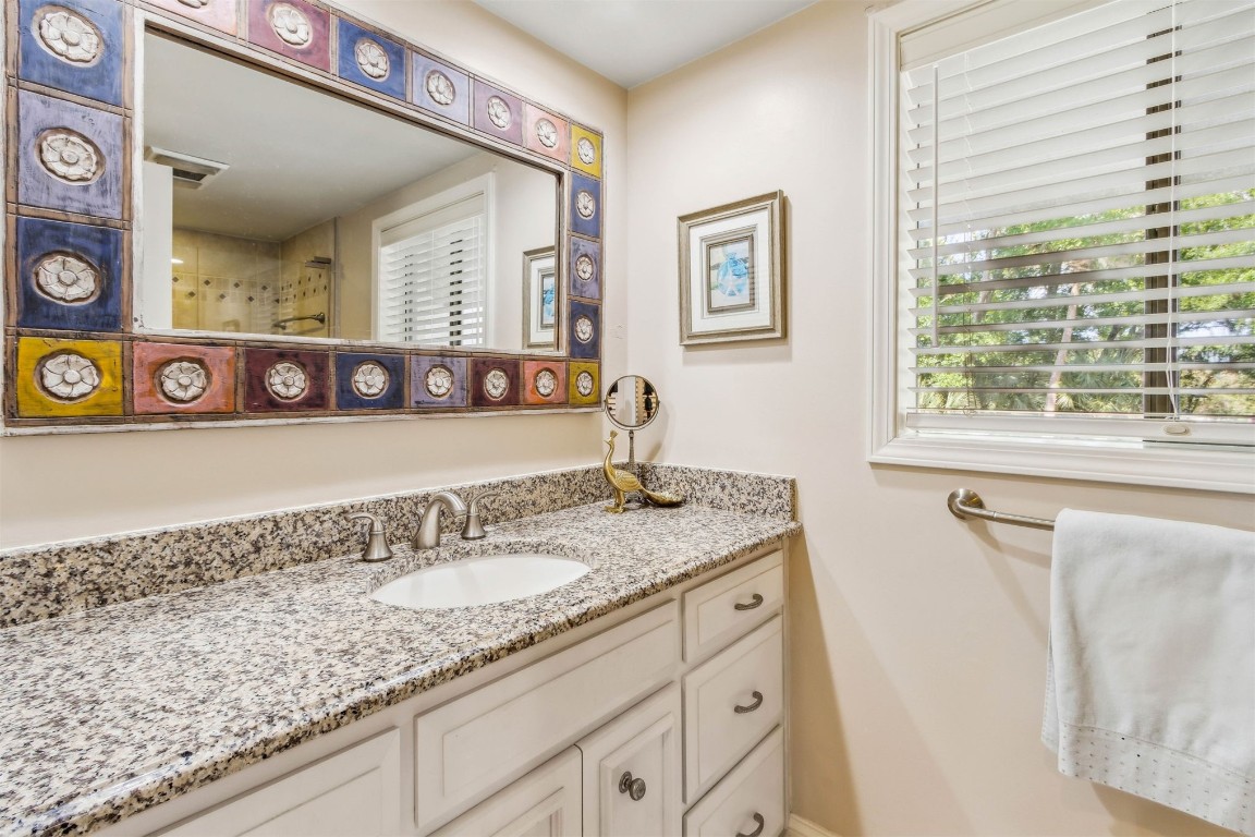 3018 Sea Marsh Road, Unit 3018 Fernandina Beach, FL 32034 - Photo 20 of 41 Primary Bathroom
