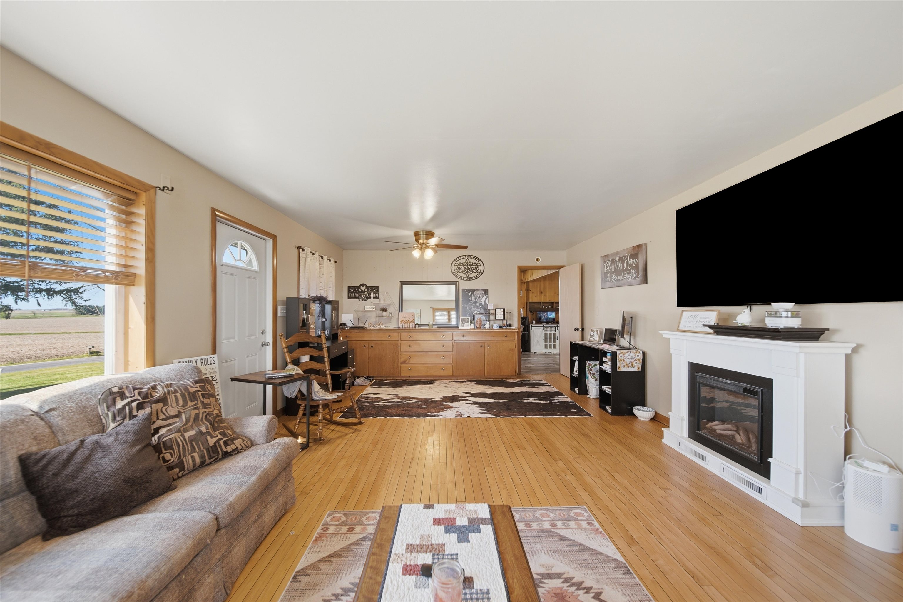 17870 Clover Road Morrison, IL 61270 - Photo 11 of 37