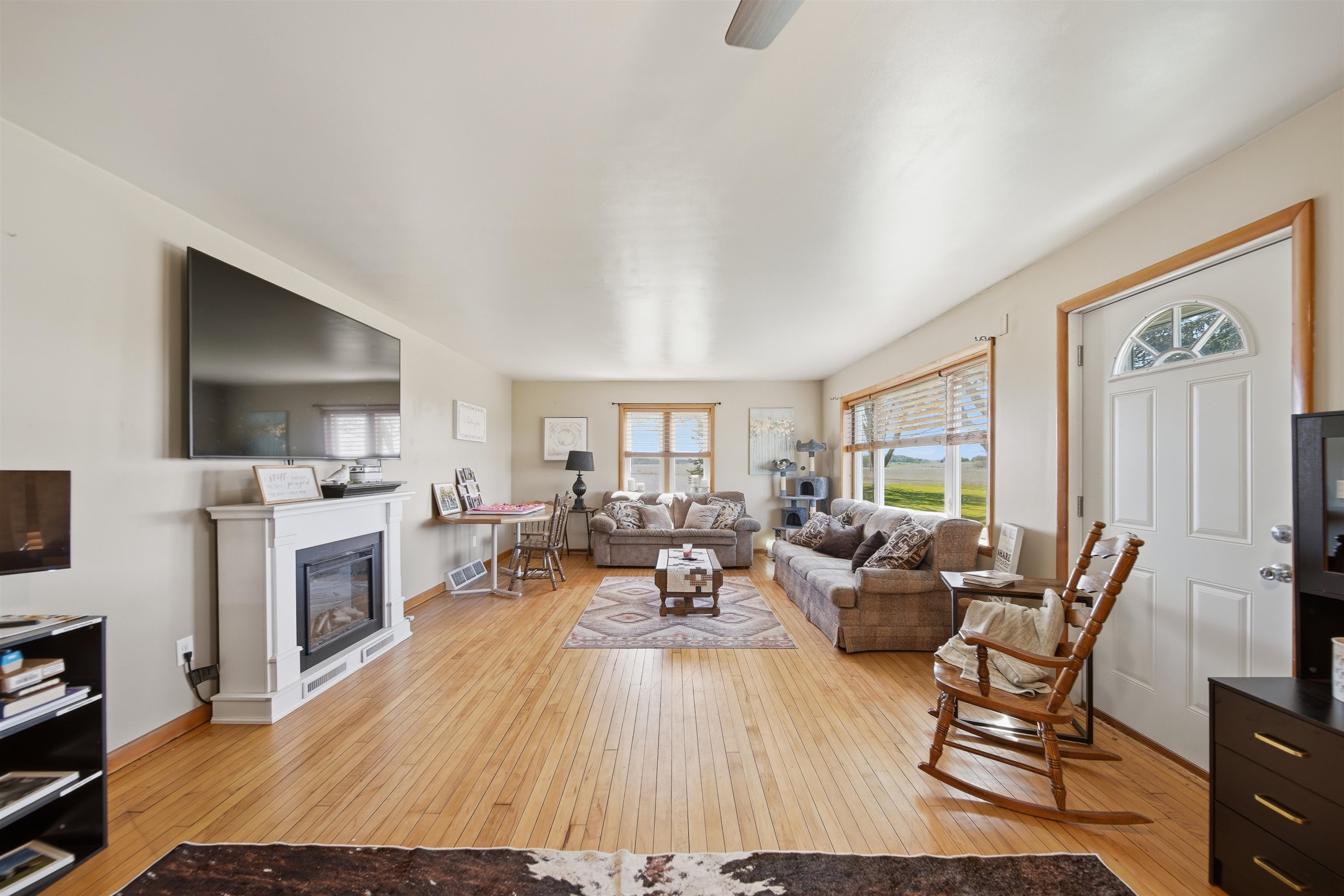 17870 Clover Road Morrison, IL 61270 - Photo 12 of 37