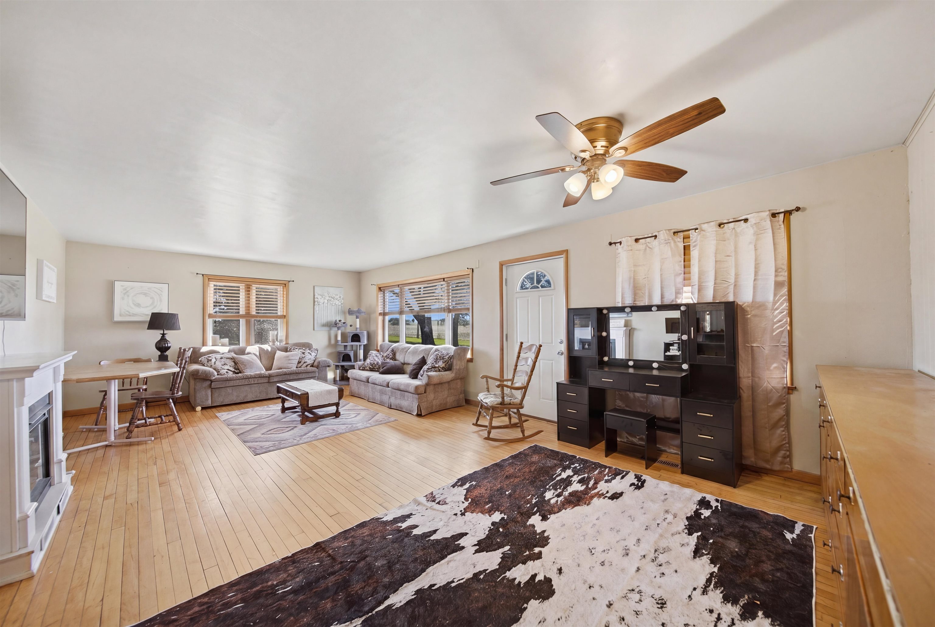 17870 Clover Road Morrison, IL 61270 - Photo 13 of 37