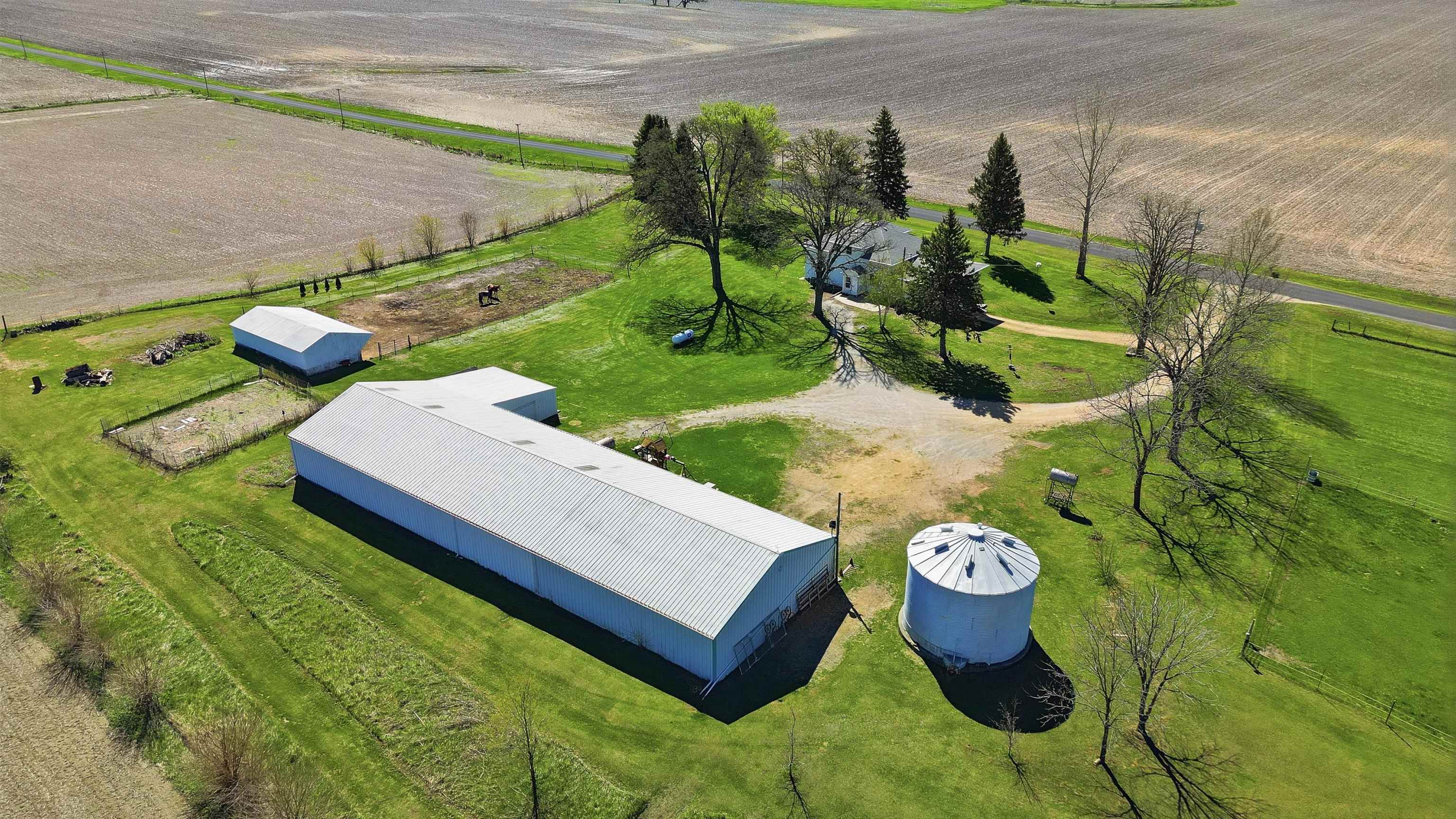 17870 Clover Road Morrison, IL 61270 - Photo 22 of 37