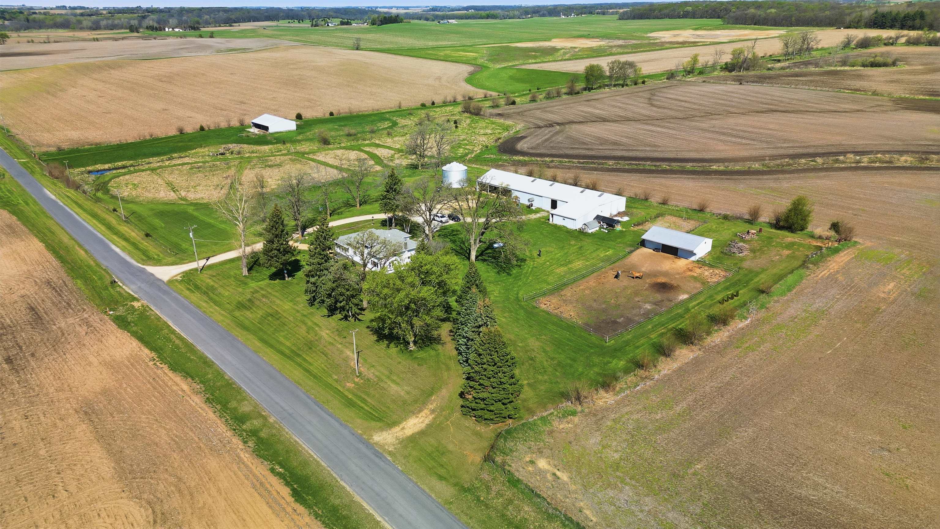 17870 Clover Road Morrison, IL 61270 - Photo 23 of 37