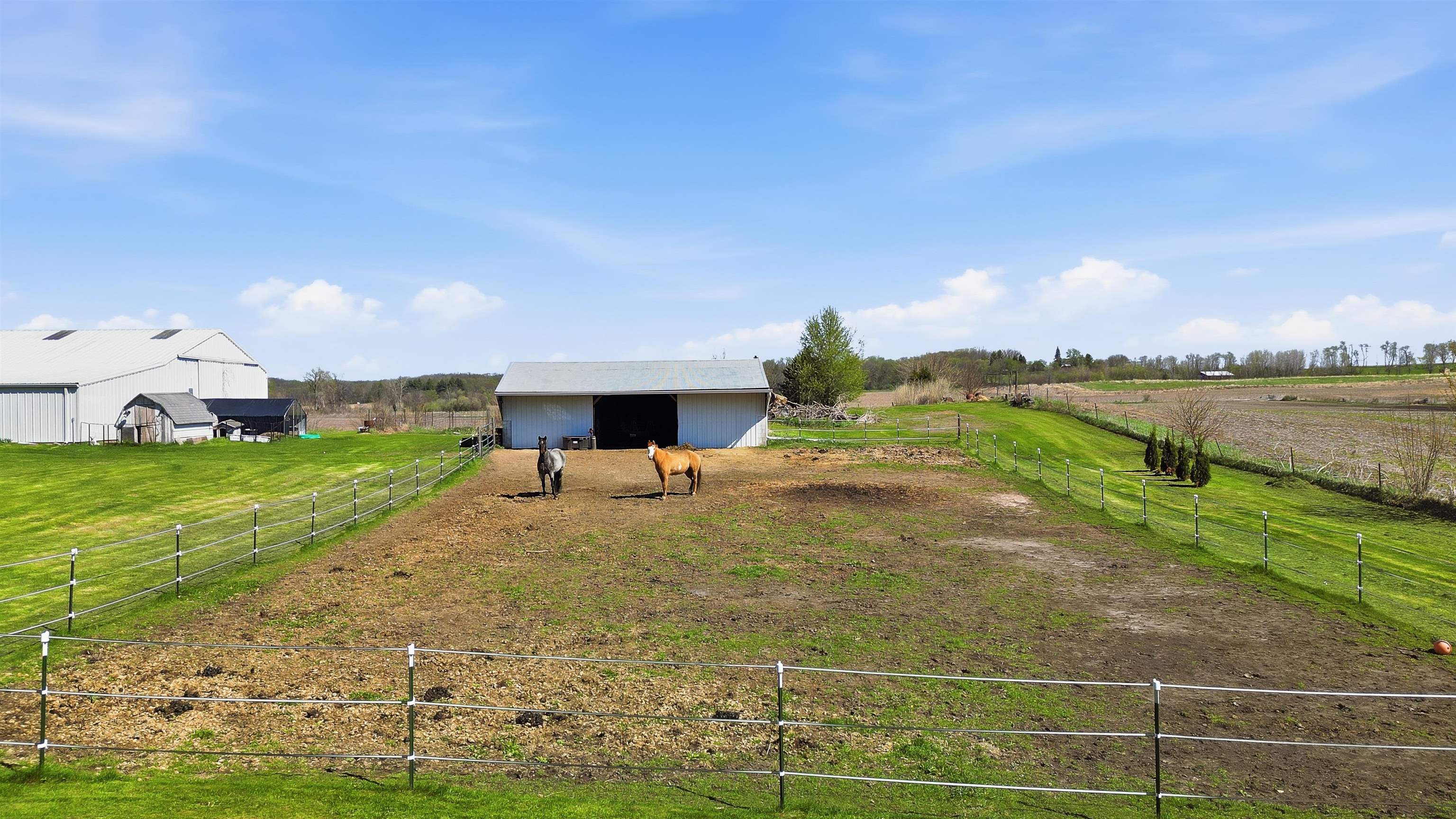 17870 Clover Road Morrison, IL 61270 - Photo 24 of 37