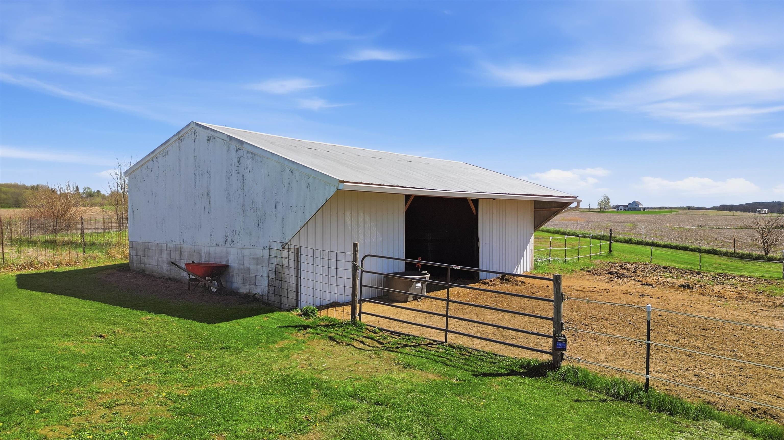 17870 Clover Road Morrison, IL 61270 - Photo 31 of 37