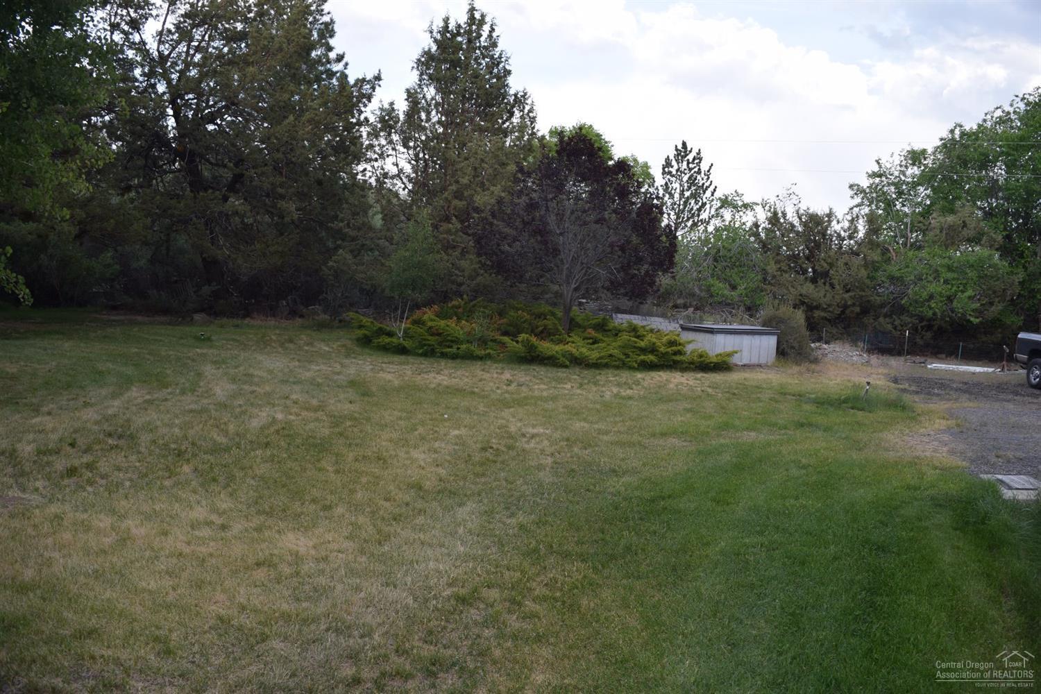 22060 Neff Road Bend, OR 97701 - Photo 12 of 25 Gallery Image 12