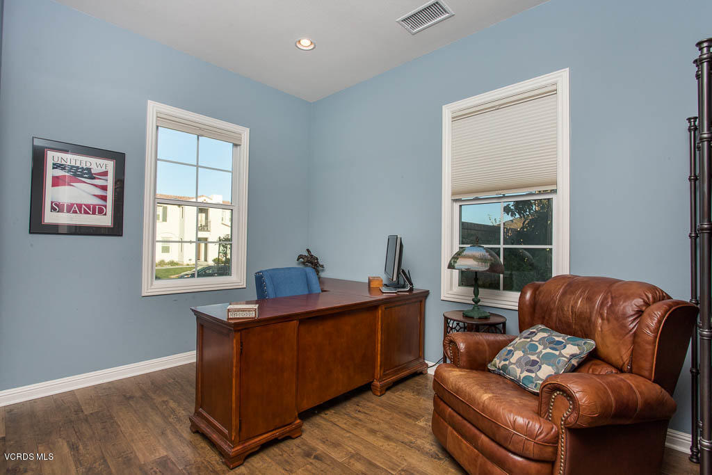 7265 Range View Circle Moorpark, CA 93021 - Photo 14 of 67 7265 Range View Cir - HsHProd-17