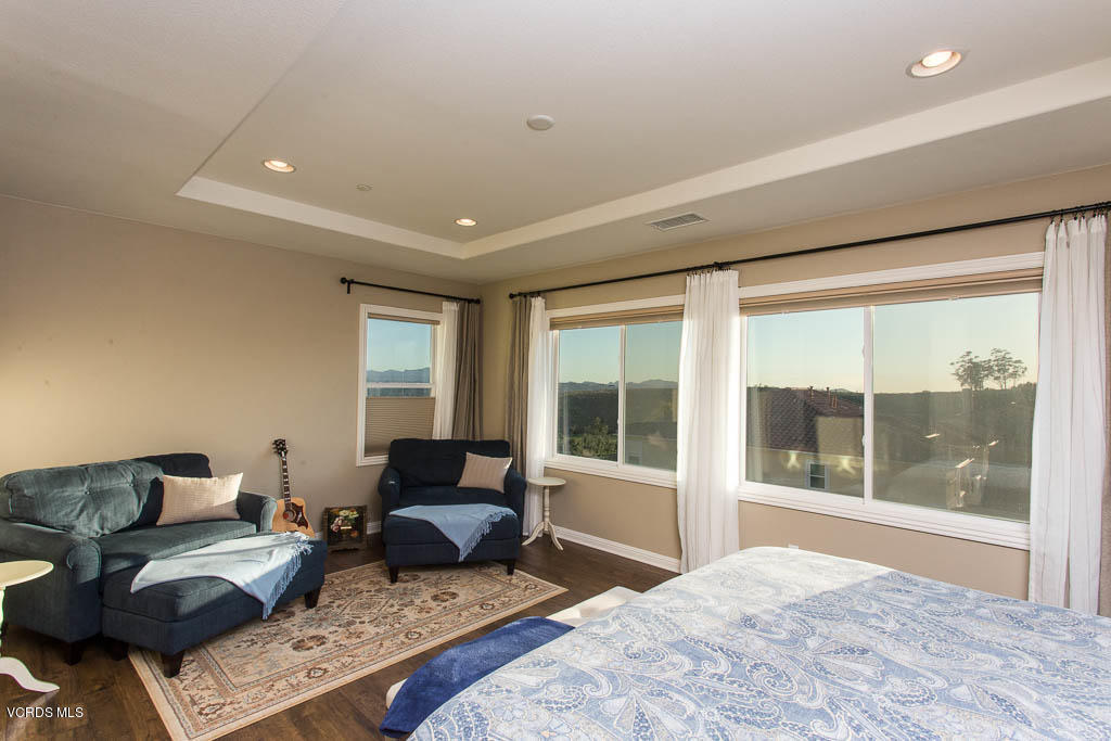 7265 Range View Circle Moorpark, CA 93021 - Photo 19 of 67 7265 Range View Cir - HsHProd-29