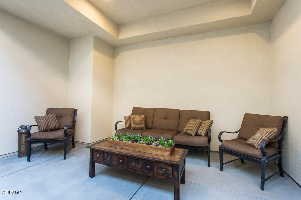 7265 Range View Circle Moorpark, CA 93021 - Photo 33 of 67 7265 Range View Cir - HsHProd-14