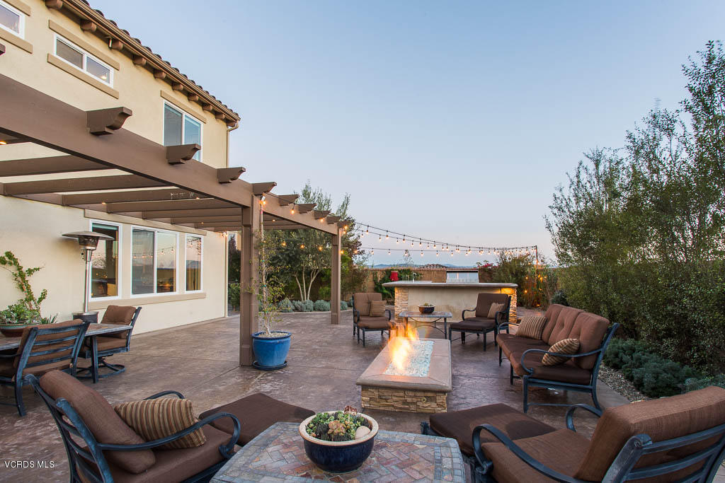 7265 Range View Circle Moorpark, CA 93021 - Photo 40 of 67 7265 Range View Cir - HsHProd-56