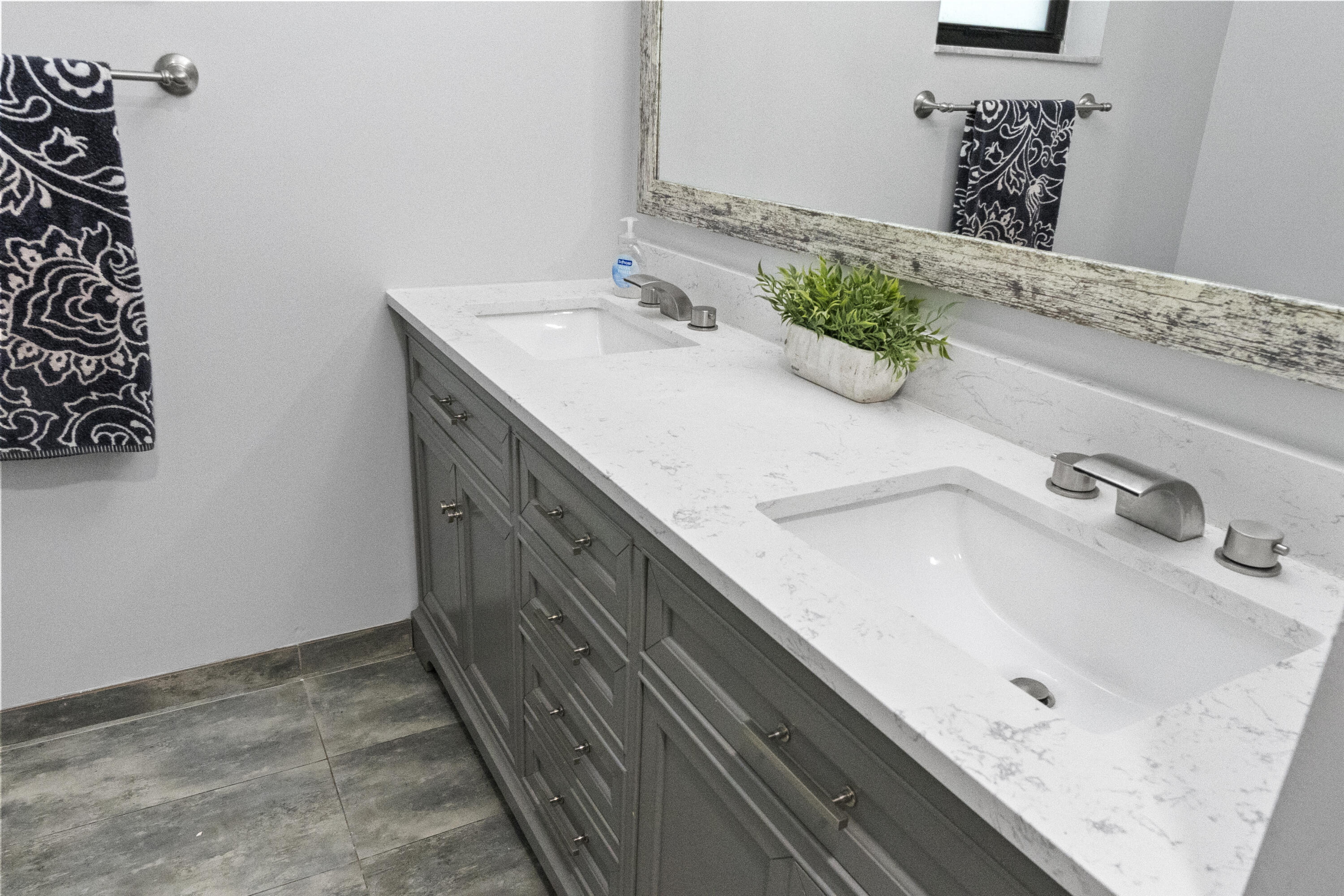 210 Lochmore Road Riviera Beach, FL 33407 - Photo 21 of 36 DSC00035