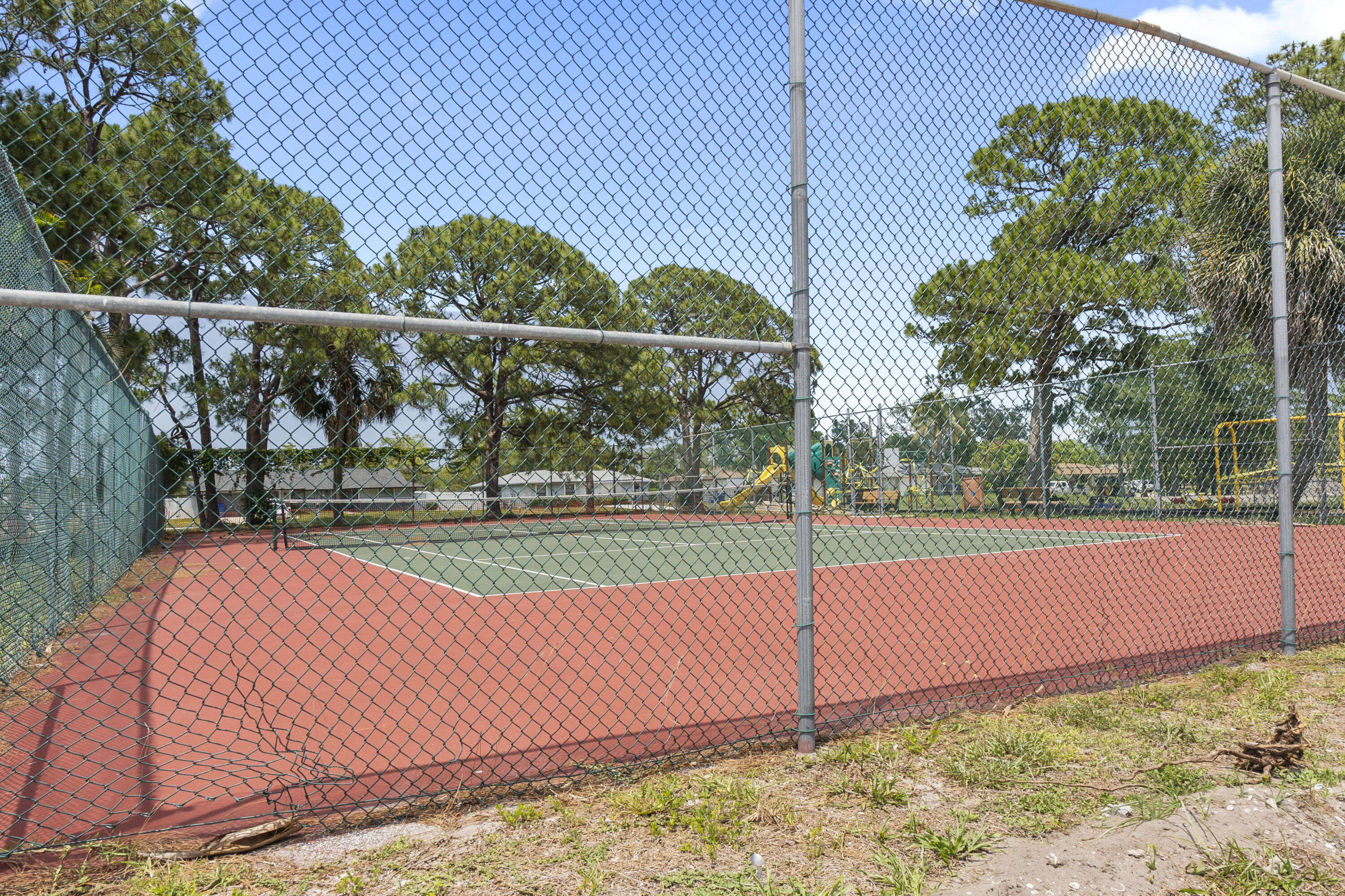 210 Lochmore Road Riviera Beach, FL 33407 - Photo 33 of 36 DSC00083
