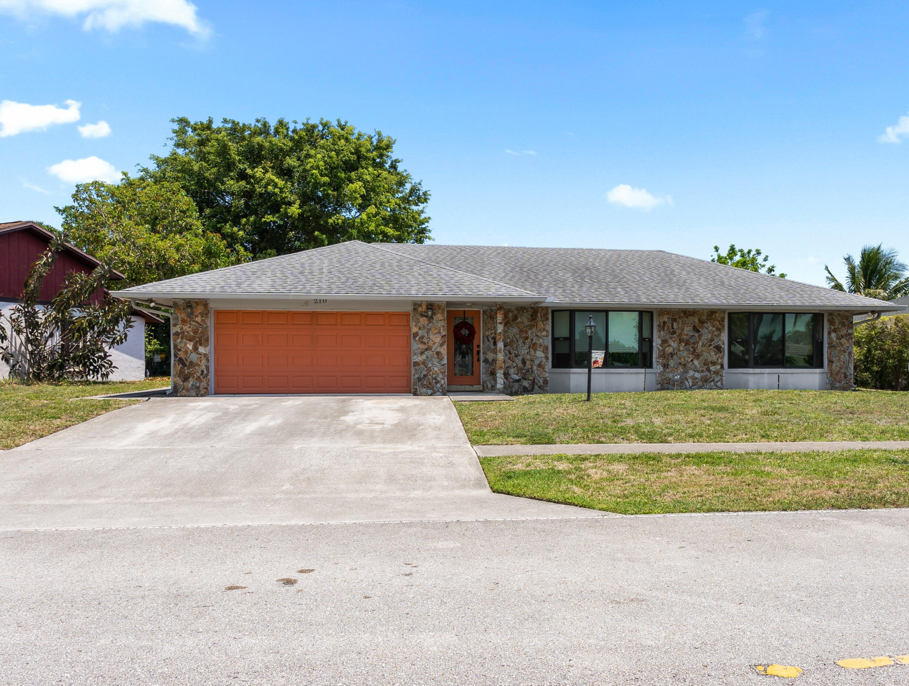 210 Lochmore Road Riviera Beach, FL 33407 - Photo 36 of 36 DSC09945