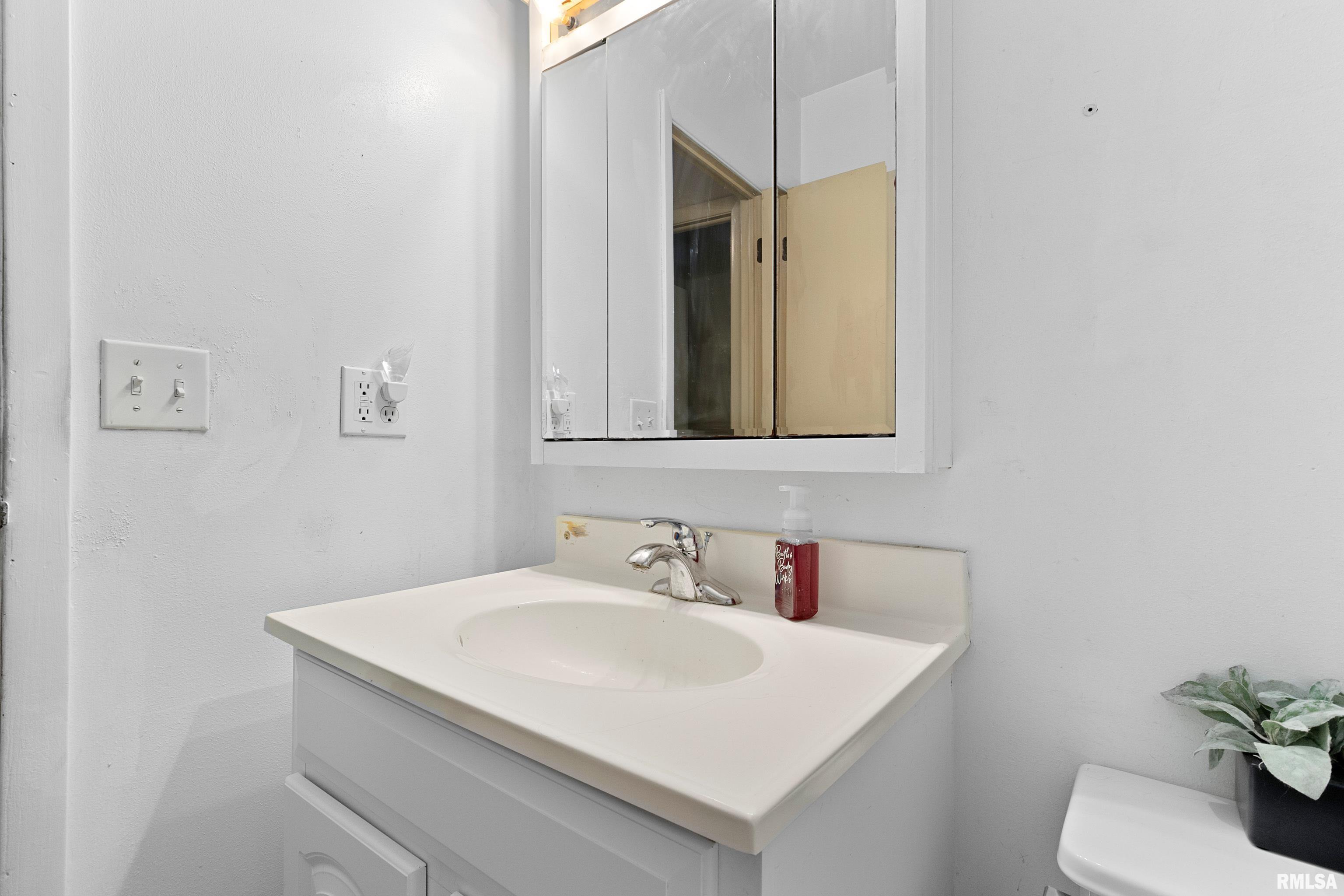 6206 North Randwick Road Peoria, IL 61615 - Photo 26 of 36